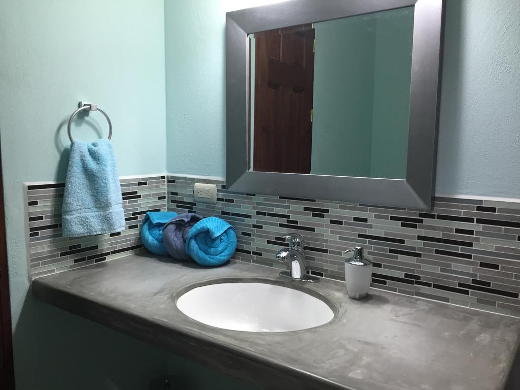 Luz En El Cielo Eco-B&B/Hostel Монтесума Екстер'єр фото